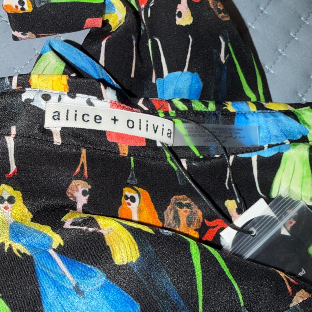 Alice + Olivia Willa Staceface Silk Button Up Shirt - Picture 7 of 8